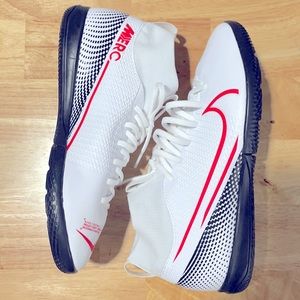 Nike Mercurial Superfly Indoor Soccer Shoe